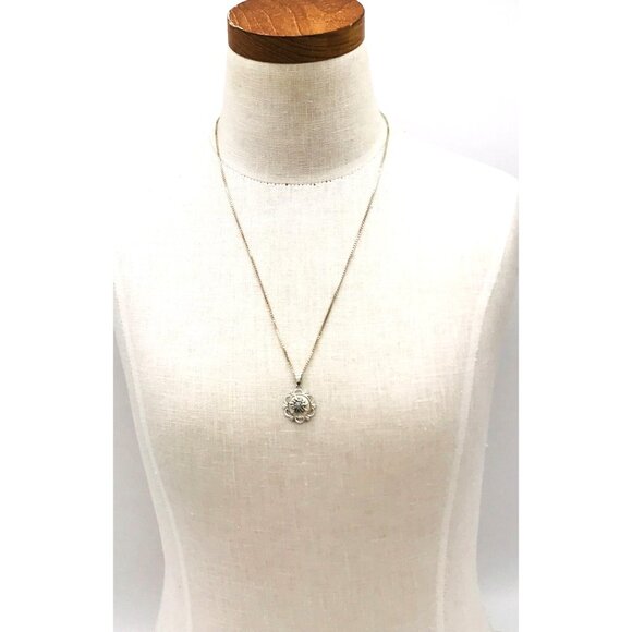 Vintage Starburst Pendant Necklace With Sterling Silver Chain & Intricate Detail - Picture 6 of 6